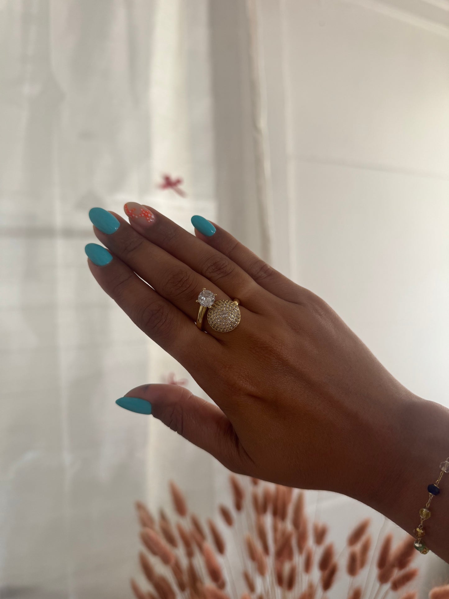 Diamond round ring