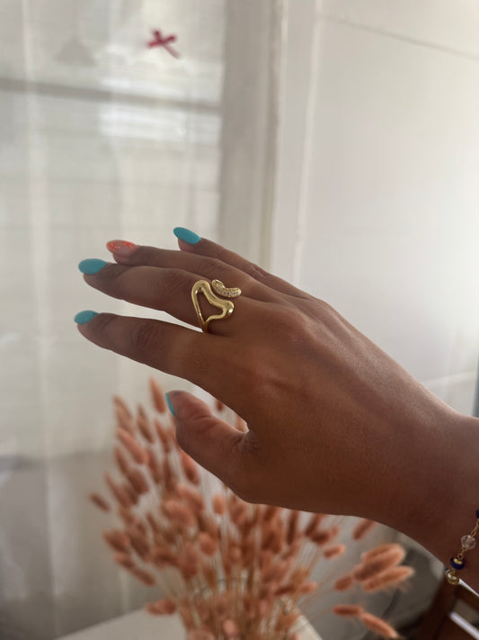 Oval ring